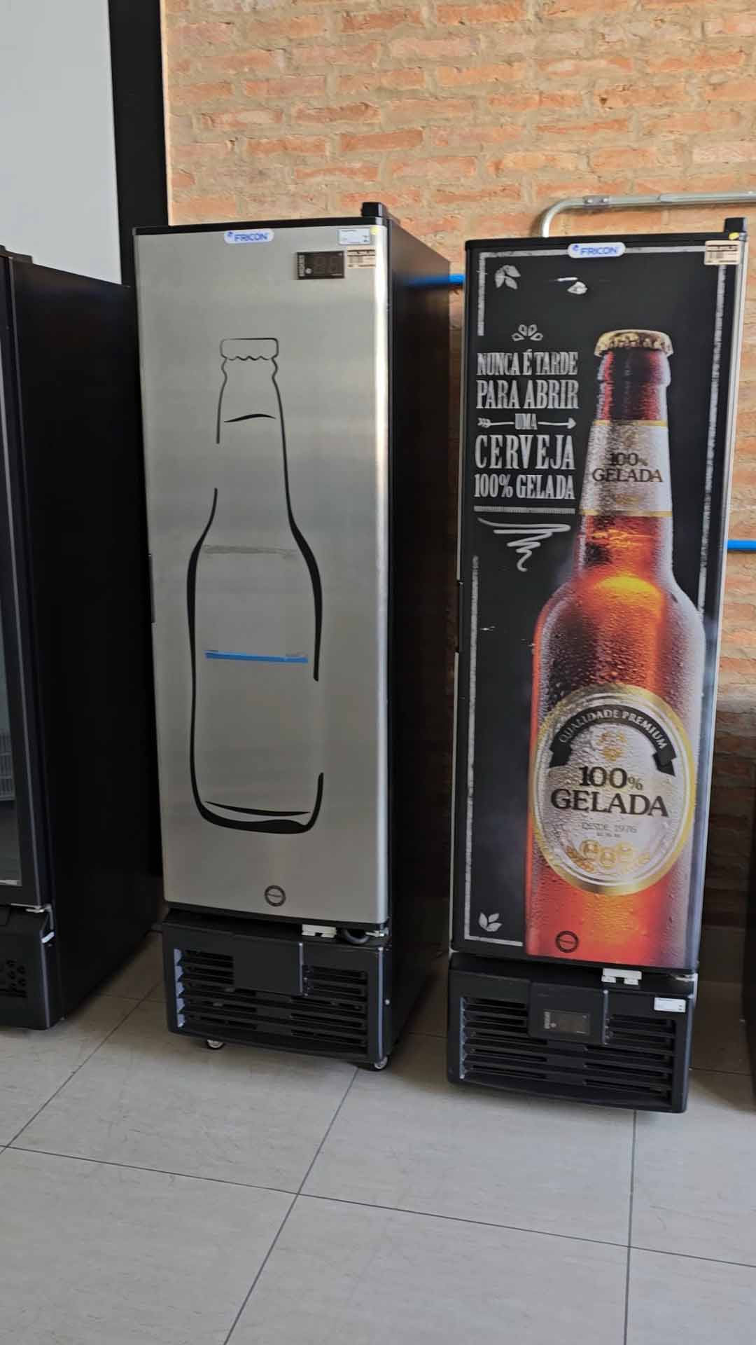 Cervejeira Vertical 1 Porta Cega