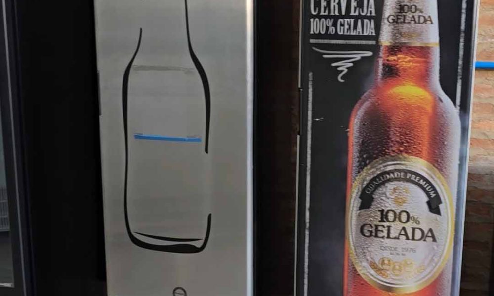 Cervejeira Vertical 1 Porta Cega-1