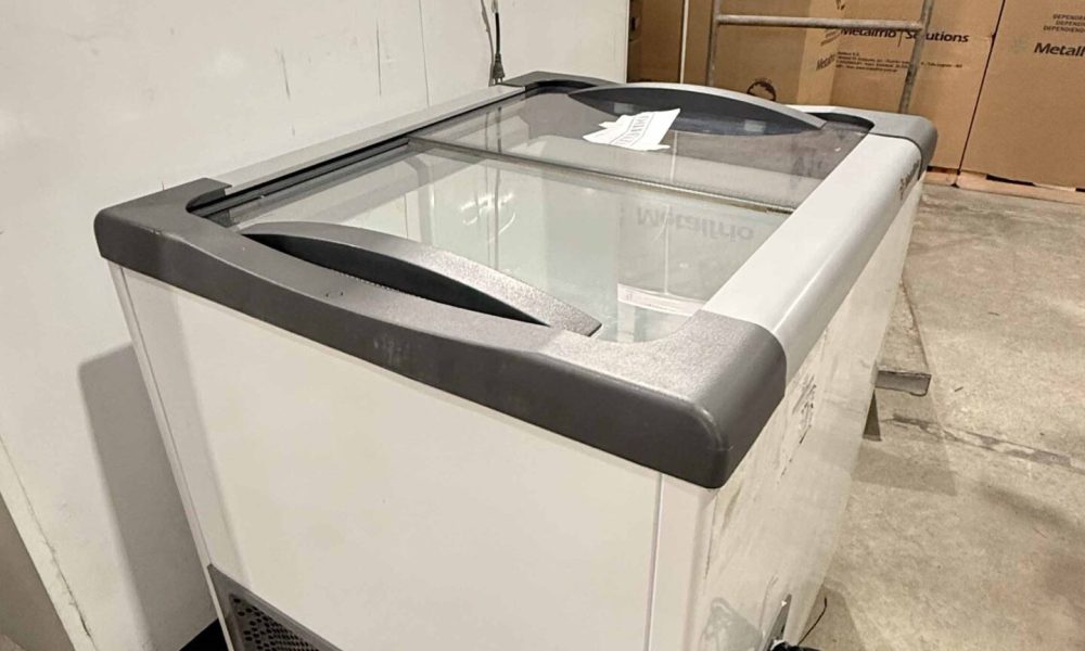 Freezer Horizontal Tampa de Vidro-2