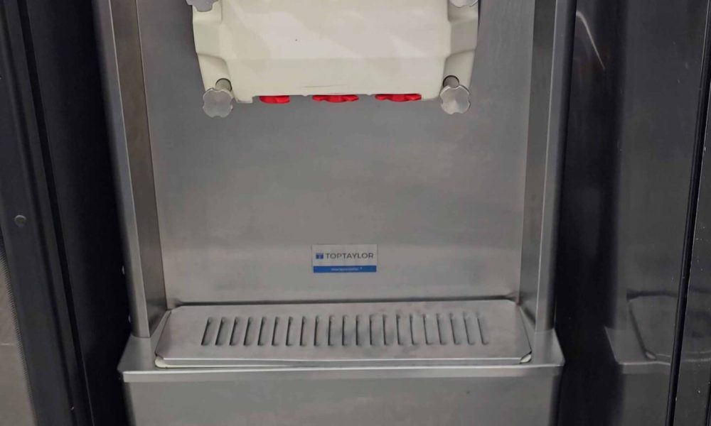 Máquina-de-Sorvetes-5